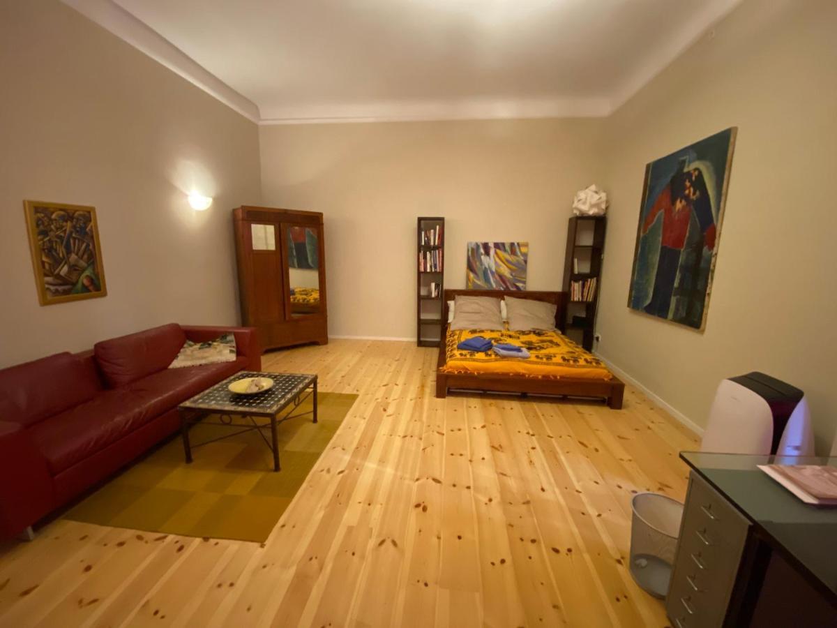 Fewo Gruene Mommsenstrasse - Bei Becker Klingeln Lägenhet Berlin Exteriör bild